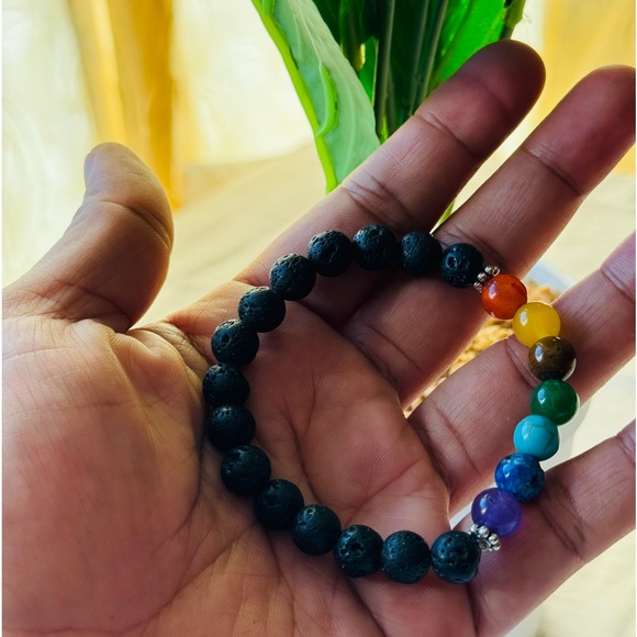 7 chakra In Lava Bracelet - Picture 1 of 3